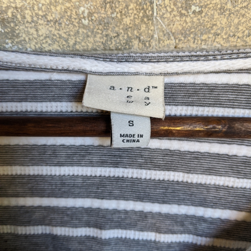A New Day Wrap Shirt size S - Picture 3 of 6